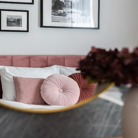 Sunny - Plac Wolnosci 6 *