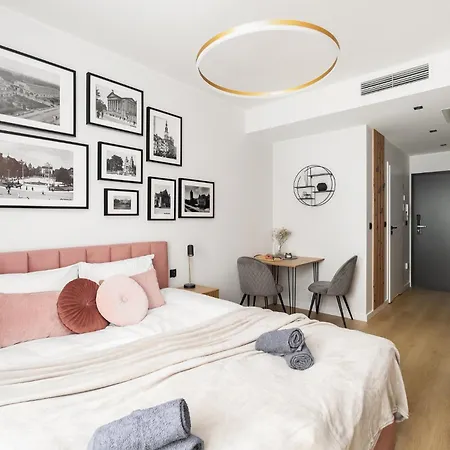 Sunny - Plac Wolnosci 6 * Poznan