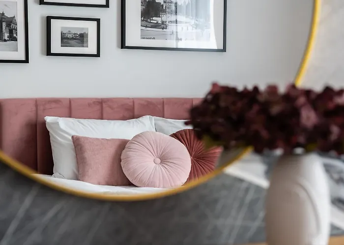 Sunny - Plac Wolnosci 6 *